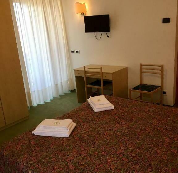 مبيت وإفطار Garnì Mariolina