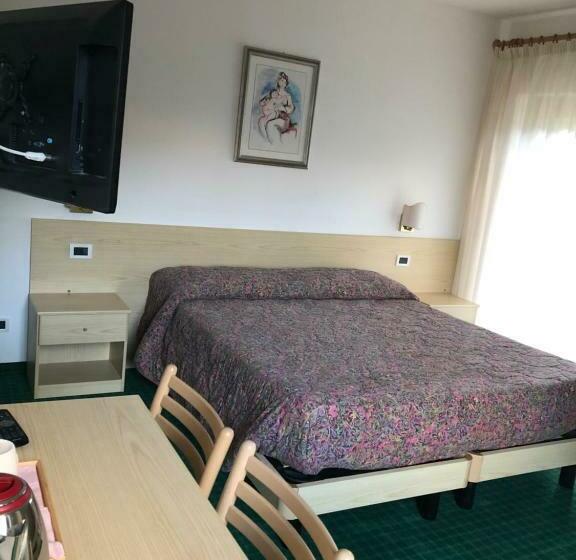 مبيت وإفطار Garnì Mariolina