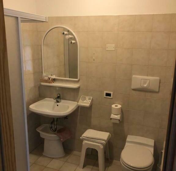 مبيت وإفطار Garnì Mariolina