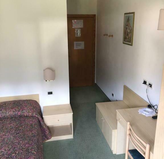 مبيت وإفطار Garnì Mariolina