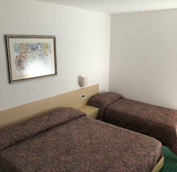 مبيت وإفطار Garnì Mariolina