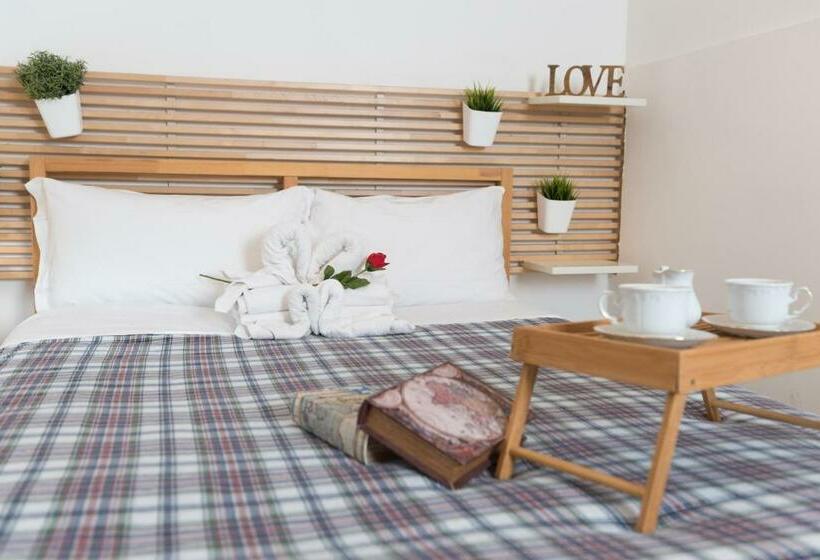 ベッドアンドブレックファースト Loft Style Taverna