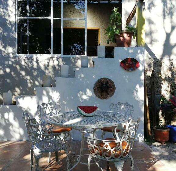 ベッドアンドブレックファースト Mayan Bungalow Near Chichén