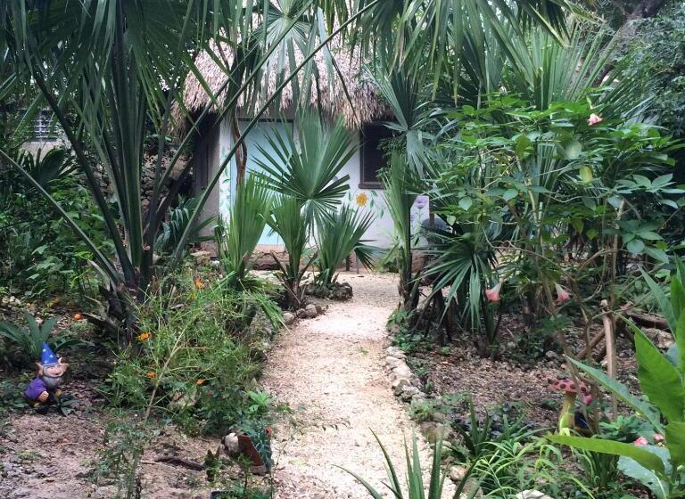 ベッドアンドブレックファースト Mayan Bungalow Near Chichén