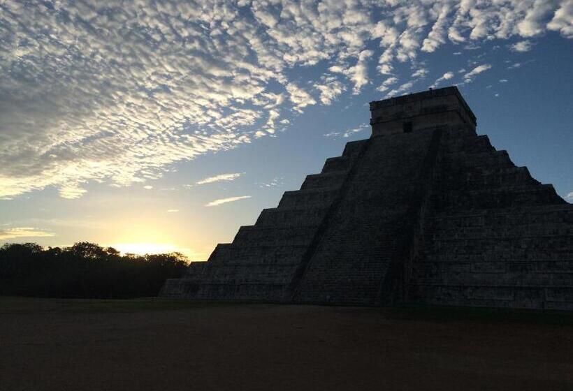 ベッドアンドブレックファースト Mayan Bungalow Near Chichén
