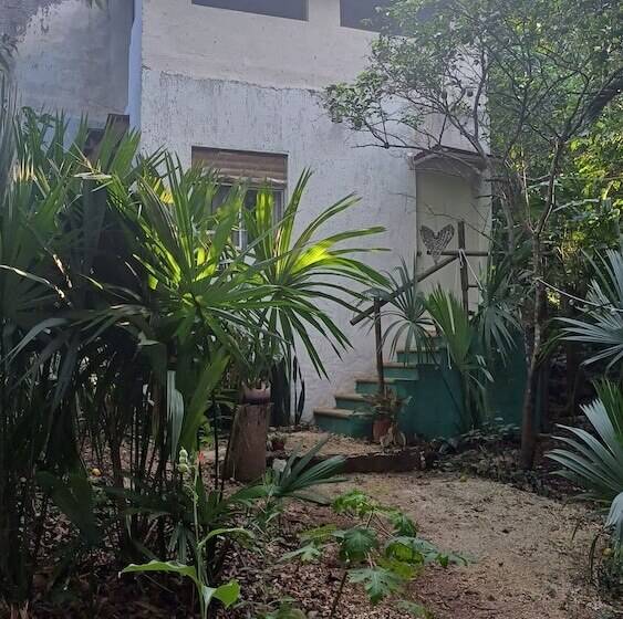 ベッドアンドブレックファースト Mayan Bungalow Near Chichén