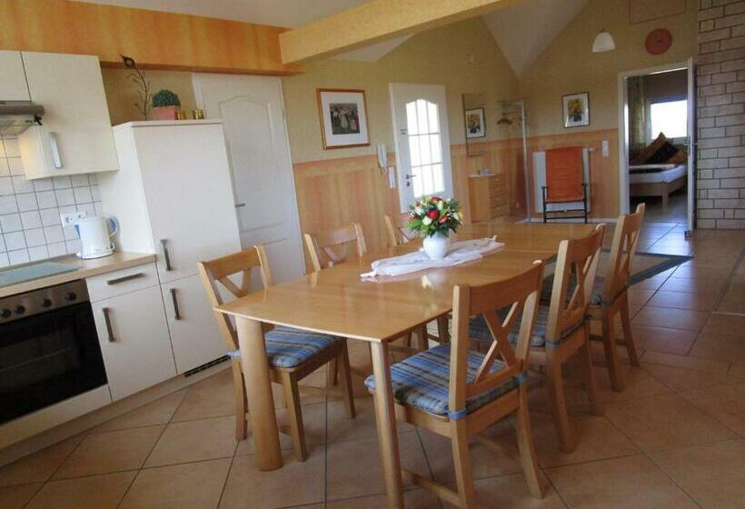 Bed and Breakfast Pension Kölzer