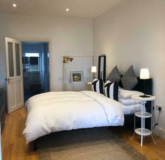 Bed and Breakfast The Harbour Studio