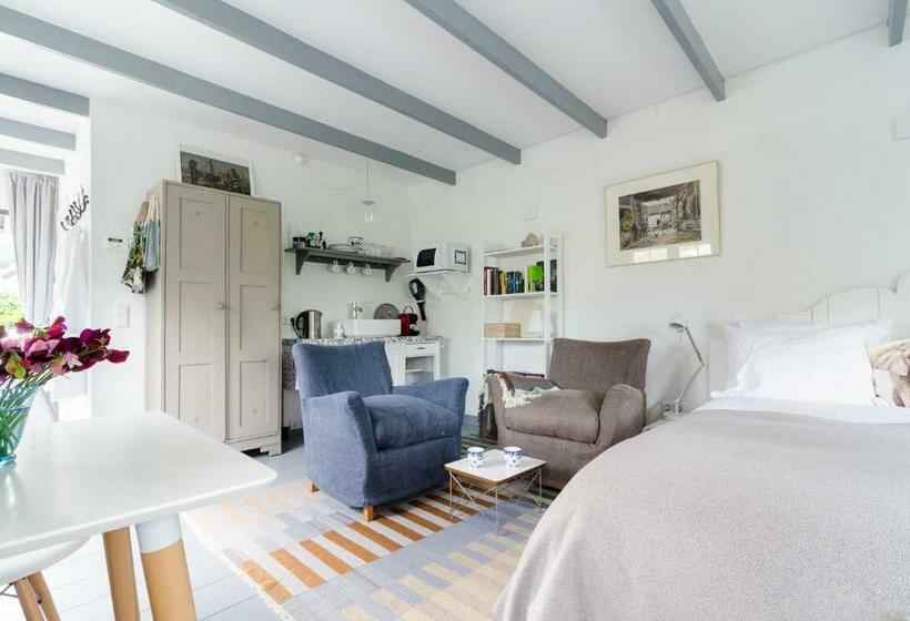 住宿加早餐 The Pool House