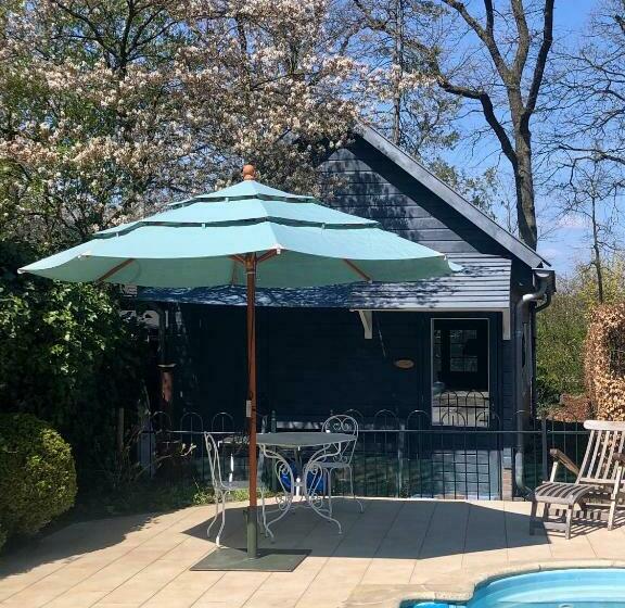 住宿加早餐 The Pool House