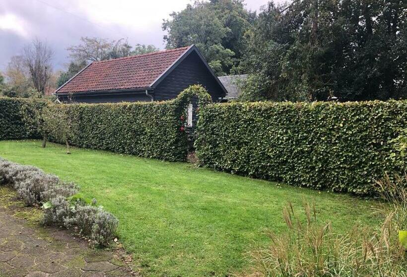 住宿加早餐 The Pool House