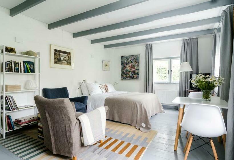 住宿加早餐 The Pool House