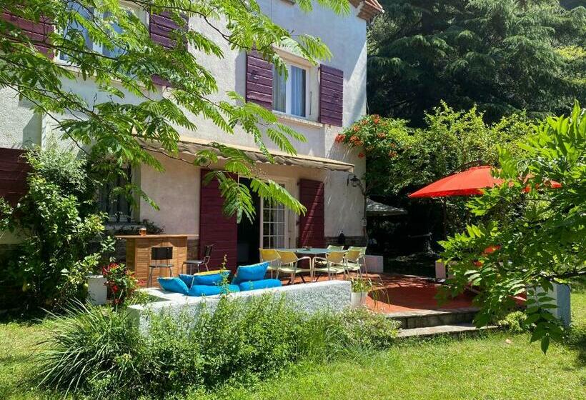 ベッドアンドブレックファースト Villa Riviera Chambres Privées