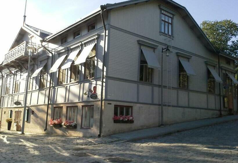 Cafe Restaurant & Hotel Saima