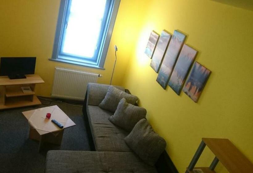 ホテル Gaststätte Und Pension Felsenthal