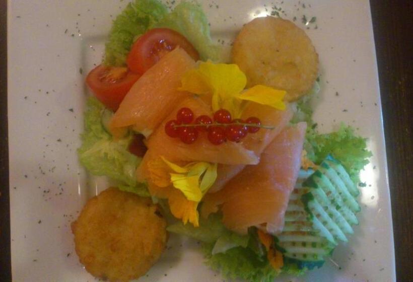 ホテル Gaststätte Und Pension Felsenthal