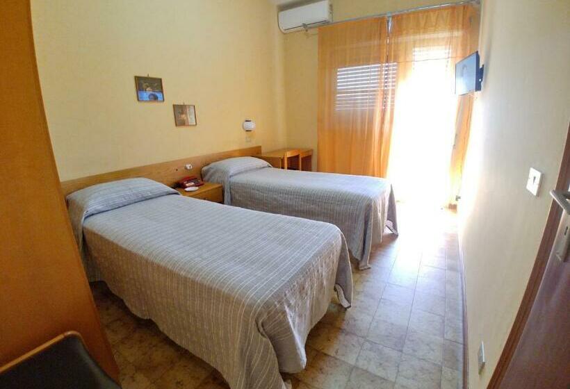 ホテル Il Dollaro