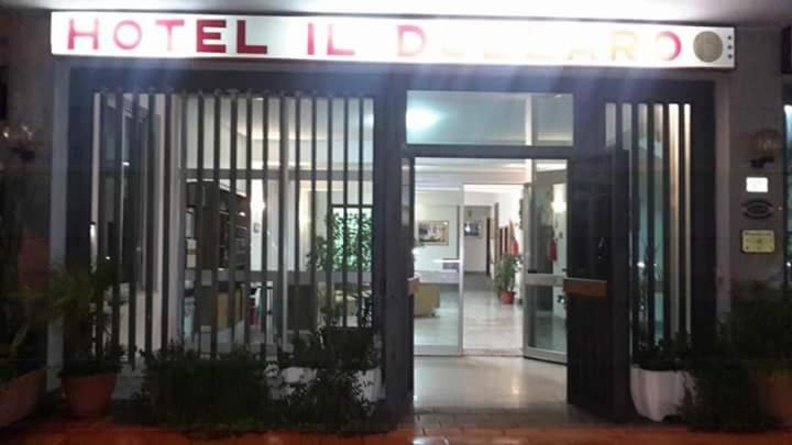 ホテル Il Dollaro