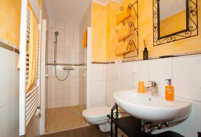 Отель Landhaus Hof Schlenstedt