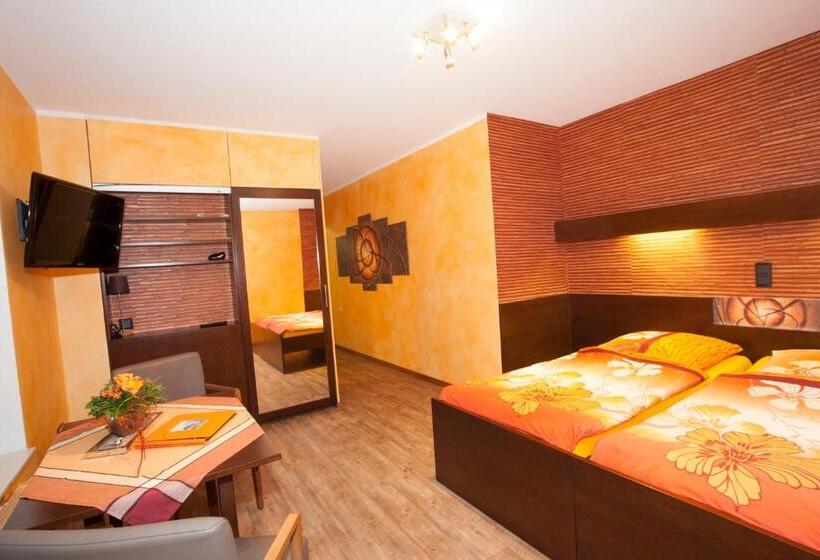 Отель Landhaus Hof Schlenstedt