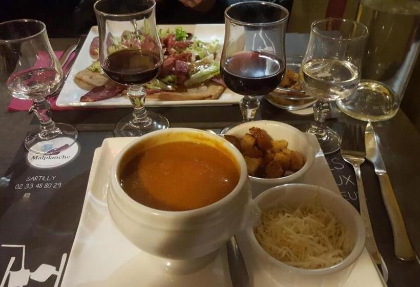 בית מלון כפרי Le Grillon