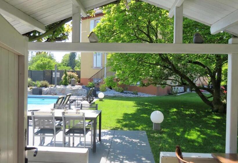 Les Rives Des Habsbourg