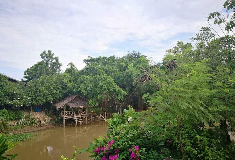 ペンション Baandin Rimnum Resort