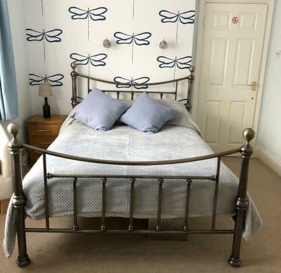 بنسيون Burlington House Guest House