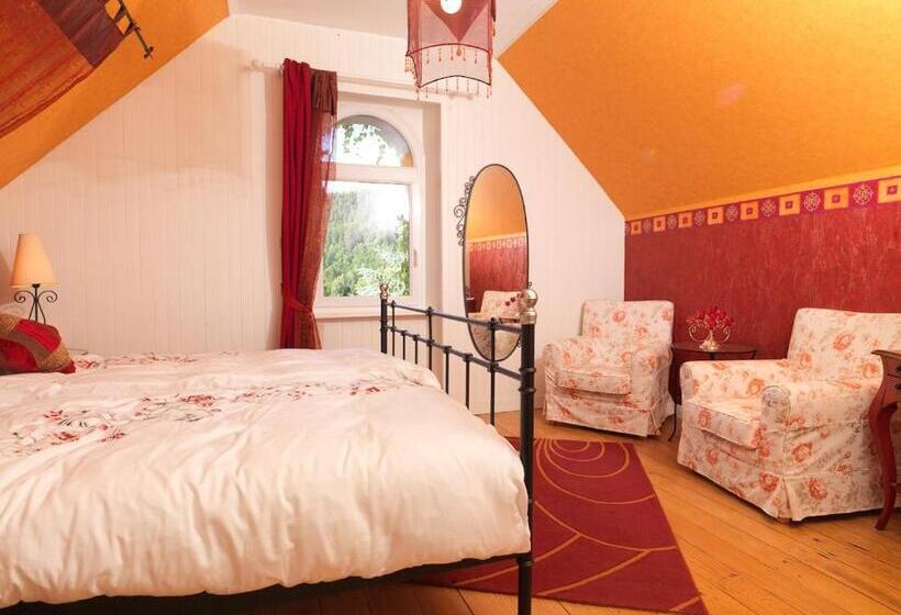 بنسيون Chateau Du Pont Jean