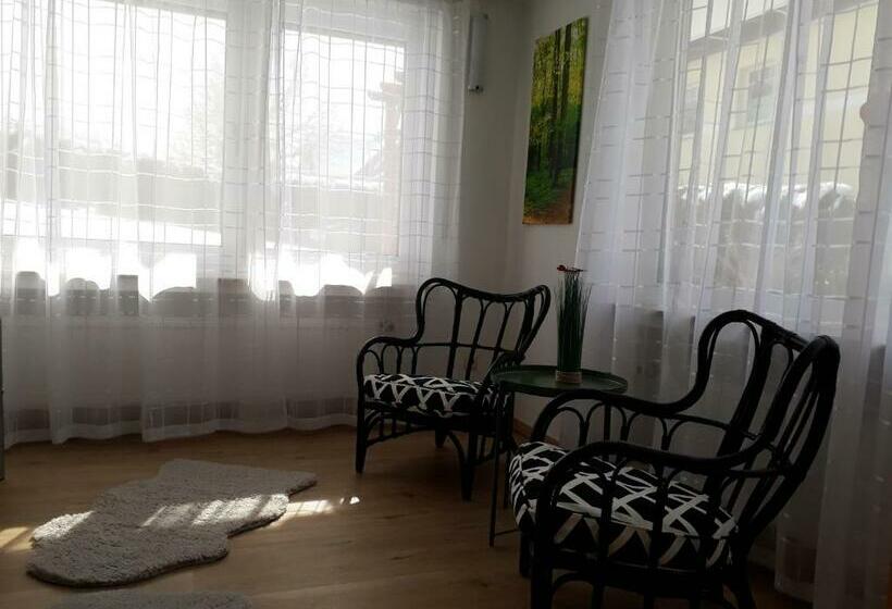 膳宿费 Fewo Lilly