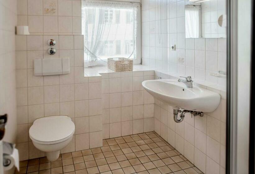 بنسيون Gasthaus Kranz Bonndorf