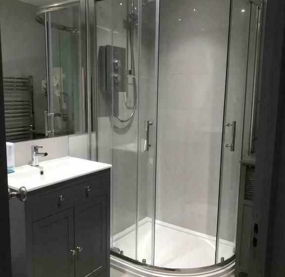 פנסיון Golden Cross Guesthouse