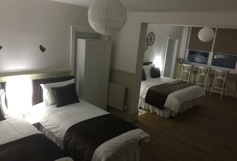 פנסיון Good Intent Rooms