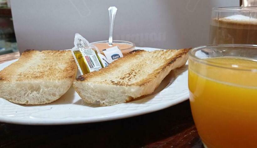 Пансион Hostal Gran Capitán