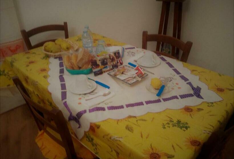 פנסיון La Piazzetta