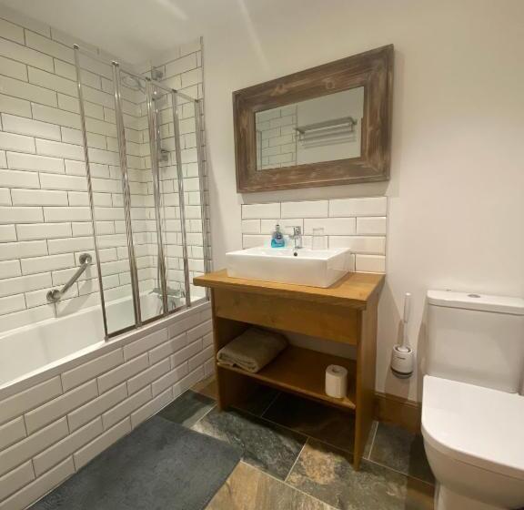 بنسيون Maypole Farm, Cawood