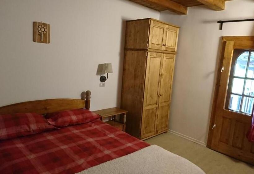 پانسیون Montana Resort Colibita