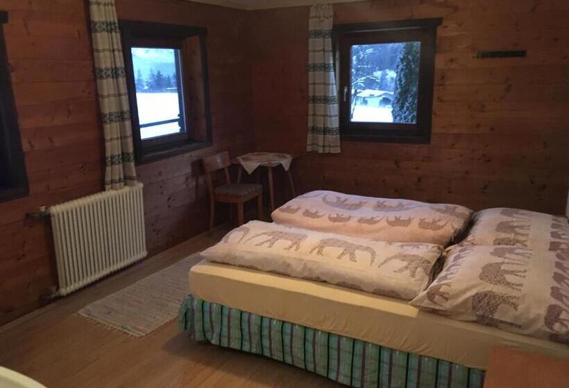 פנסיון Mountain Blast