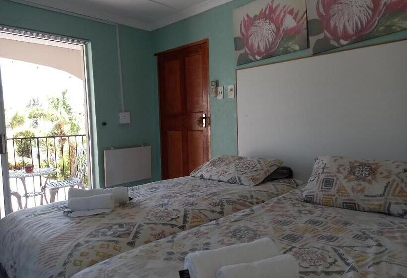 بنسيون Mountainia Inn