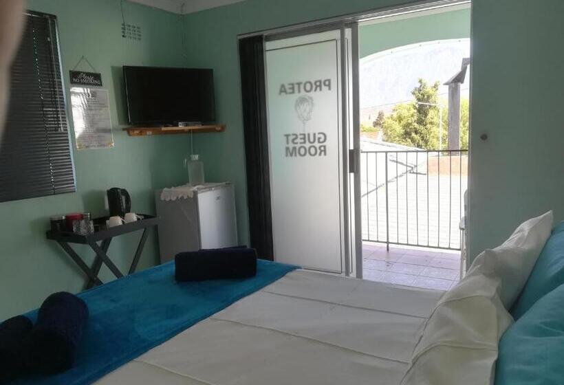 ペンション Mountainia Inn