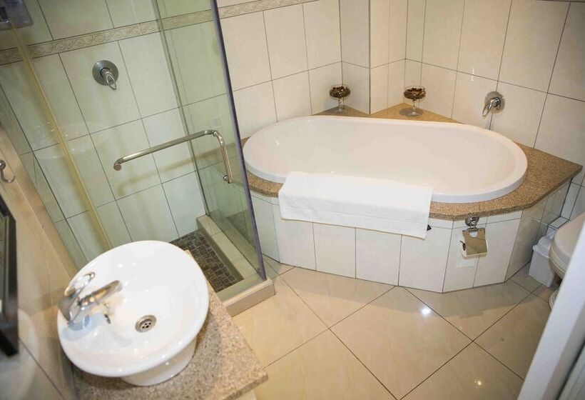 פנסיון Palmwood Guest House