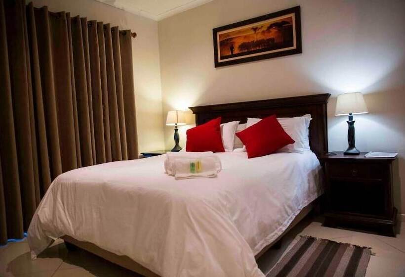 פנסיון Palmwood Guest House