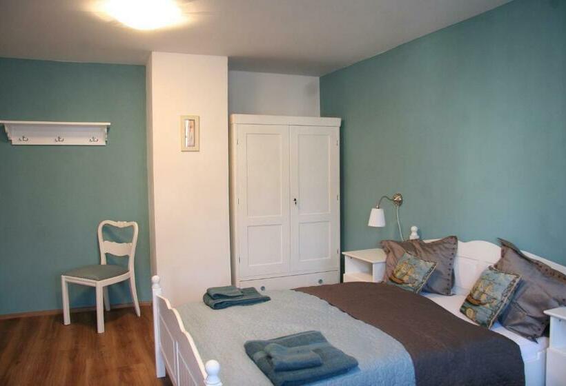 פנסיון Penzion U Kapra