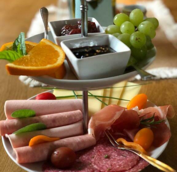 بنسيون Rebstöckel