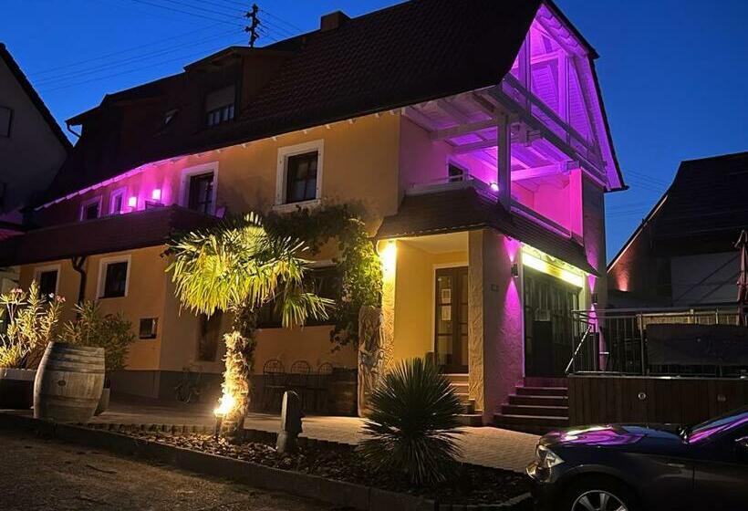 بنسيون Rebstöckel