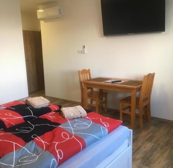 ペンション Ubytování Pod Mezu