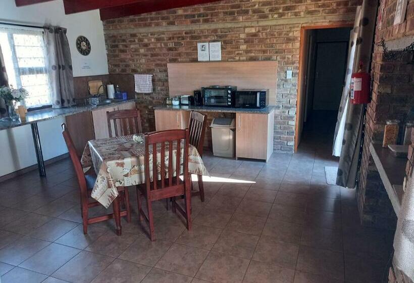 Пансион White Rose Guest House