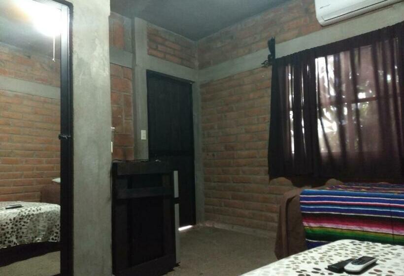 فندق صغير Posada Don Jose