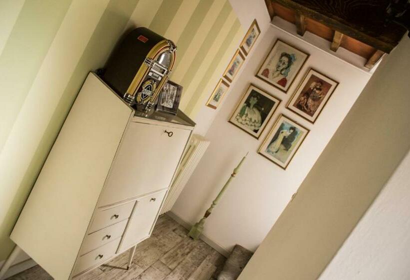 Bed and Breakfast Antica Dimora Del Pellegrino