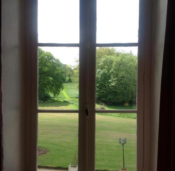 צימר Château De La Ville Huë